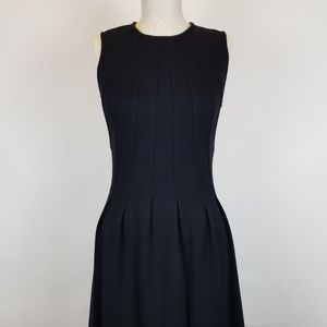 Saks Fifth Avenue Jersey Sleeveless Black Dress